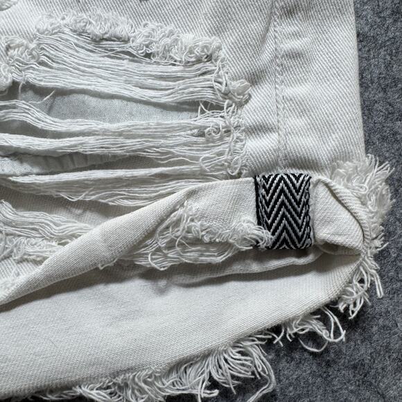 Forever 21 Shorts Womens Medium White Distressed Denim Frayed Hem Ripped Casual - Picture 5 of 12